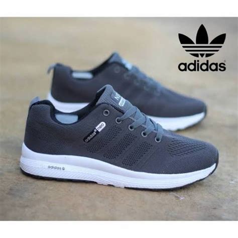 sepatu adidas asli.